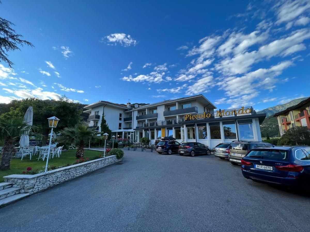 Hotel Piccolo Mondo Torbole Sul Garda Eksteriør bilde